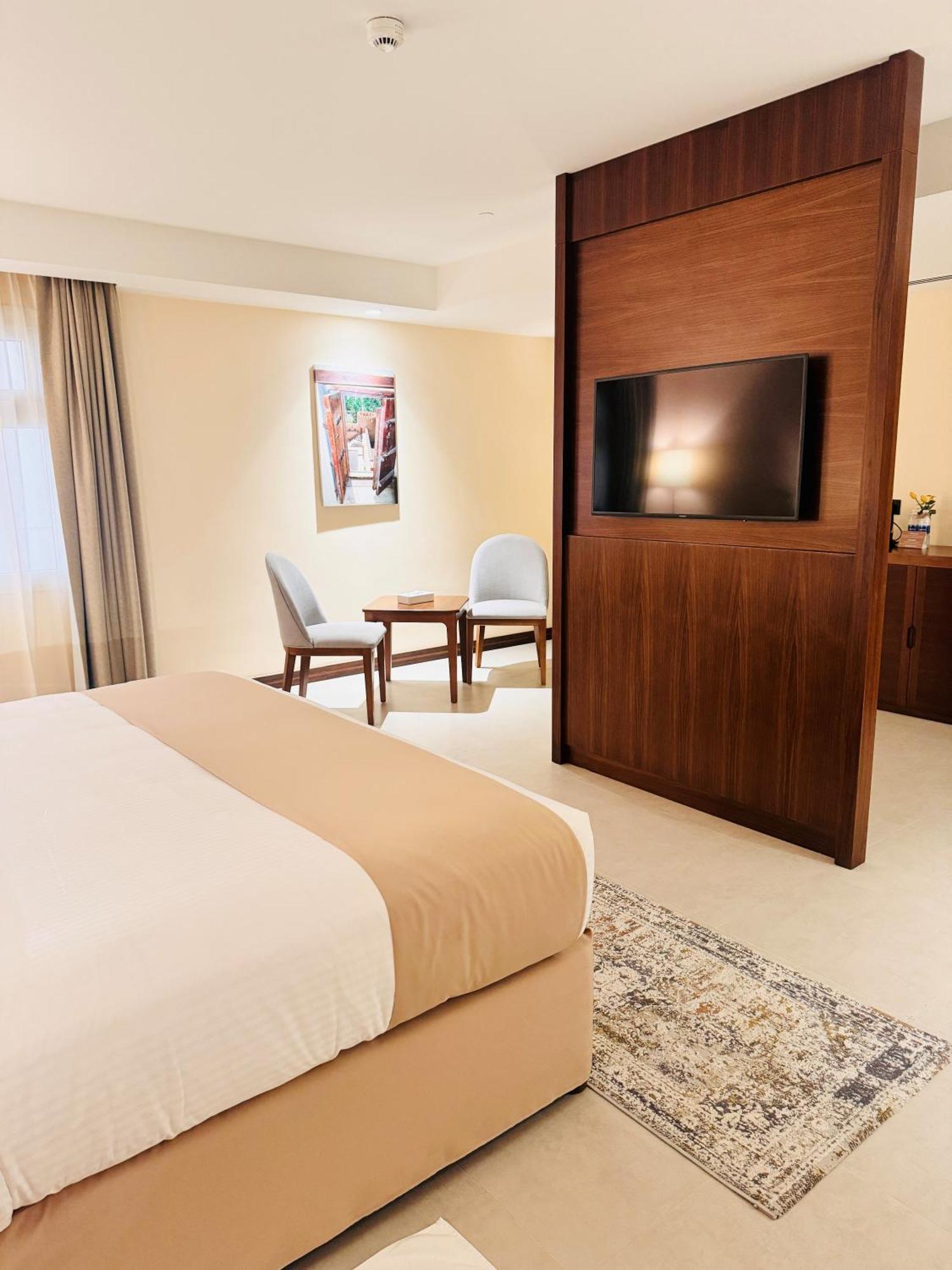 Kyriad Hotel Салала Экстерьер фото