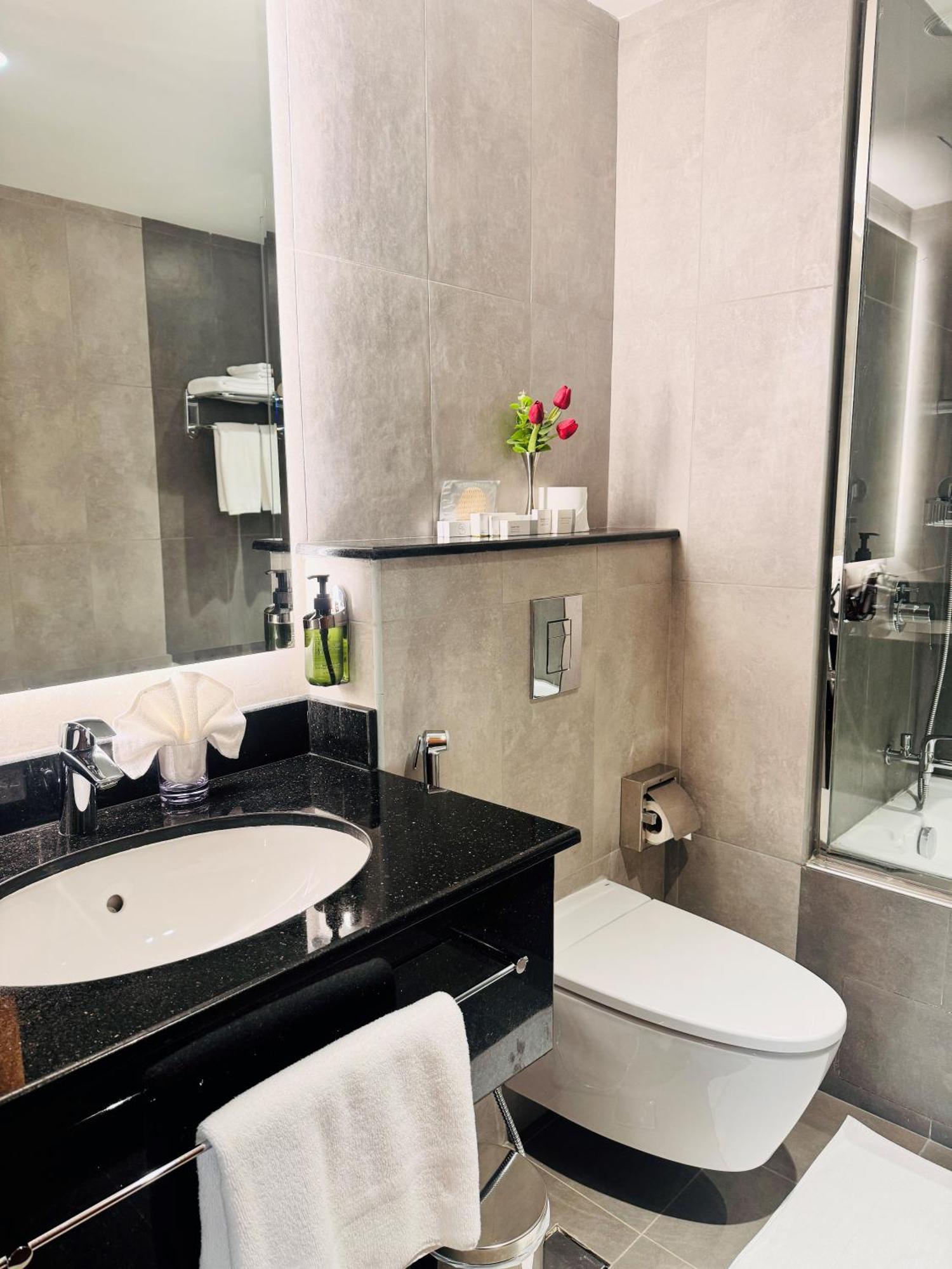 Kyriad Hotel Салала Экстерьер фото